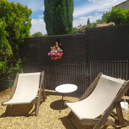 Chez Christine Et Philippe Apartment Fontvieille Exterior photo